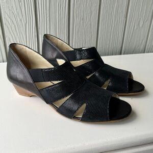 Amalfi by Rangoni Black Denver Leather Cut-Out Wedge Sandals 9.5